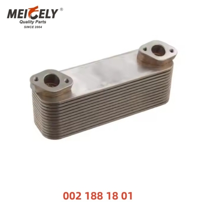 Professionele koeloplossing 002 188 18 01 Motor-olie koeler voor Mercedes-Benz